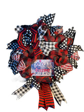 Load image into Gallery viewer, Welcome Friends Halloween Wreath