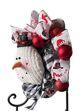 Load image into Gallery viewer, Snowman Wreath Winter Wreath Christmas Wreath