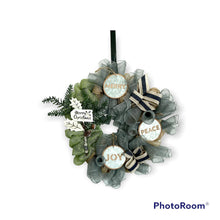 Load image into Gallery viewer, Farmhouse Christmas Wreath