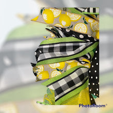Load image into Gallery viewer, Welcome Lemon Theme Wreath
