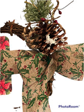 Load image into Gallery viewer, Feliz Navidad Grapevine Wreath