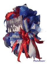 Load image into Gallery viewer, O Holy Night Christmas Wreath