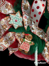 Load image into Gallery viewer, Gingerbread Candy Christmas Wreath