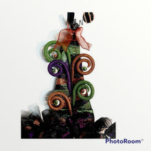 Load image into Gallery viewer, Spooky Eyes Witch Hat Wreath