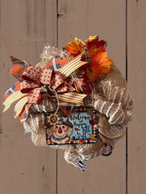 Load image into Gallery viewer, Welcome and Happy Fall Y’all Wreath