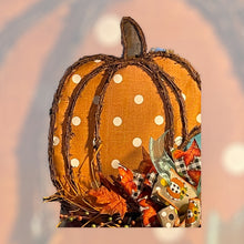 Load image into Gallery viewer, Vine/Fabric Pumpkin Wreath