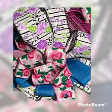 Load image into Gallery viewer, Mom my Superhero Wreath