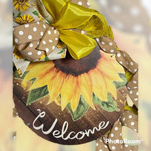 Load image into Gallery viewer, Welcome Sunflower Wreath