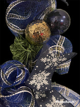 Load image into Gallery viewer, Old Man Winter Christmas Wreath