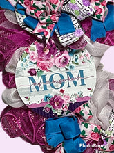Load image into Gallery viewer, Mom my Superhero Wreath