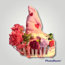 Load image into Gallery viewer, Gnome Valentine Roses and Flowers