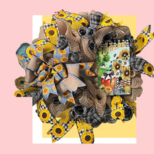 Load image into Gallery viewer, Welcome Wreath, Home Decor, Everyday Wreath