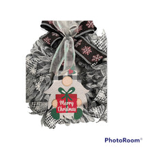 Load image into Gallery viewer, Gnome Merry Christmas Wreath