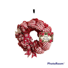 Load image into Gallery viewer, Feliz Navidad Christmas Wreath