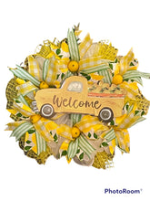 Load image into Gallery viewer, Welcome Wreath Lemons