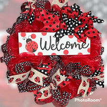 Load image into Gallery viewer, Welcome Lady Bug Wreath