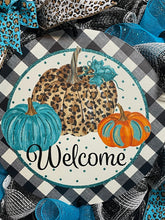 Load image into Gallery viewer, Welcome Fall Wreath