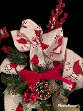 Load image into Gallery viewer, Christmas Cardinal Swag
