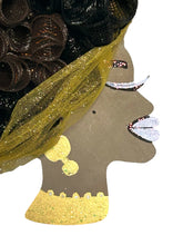 Load image into Gallery viewer, DIVA Gold & Black Wreath