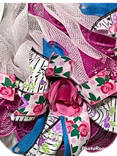 Load image into Gallery viewer, Mom my Superhero Wreath