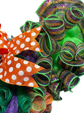 Load image into Gallery viewer, Spooky Eyes Witch Hat Wreath