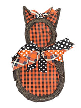 Load image into Gallery viewer, Cat Vine/Fabric Halloween Wreath Halloween Decor