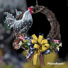 Load image into Gallery viewer, Rooster Farmhouse Style Wreath