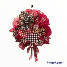 Load image into Gallery viewer, Three Hearts Wreath