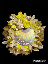 Load image into Gallery viewer, Welcome Sunflower Wreath