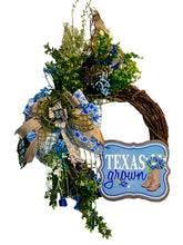Load image into Gallery viewer, Texas Grown Grapevine Wreath