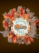 Load image into Gallery viewer, Welcome Fall Wreath