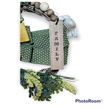 Load image into Gallery viewer, Family Grapevine Wreath