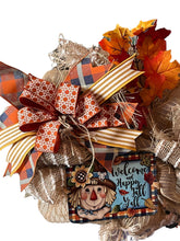 Load image into Gallery viewer, Welcome and Happy Fall Y’all Wreath