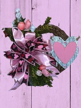 Load image into Gallery viewer, Valentine Heart Grapevine Wreath