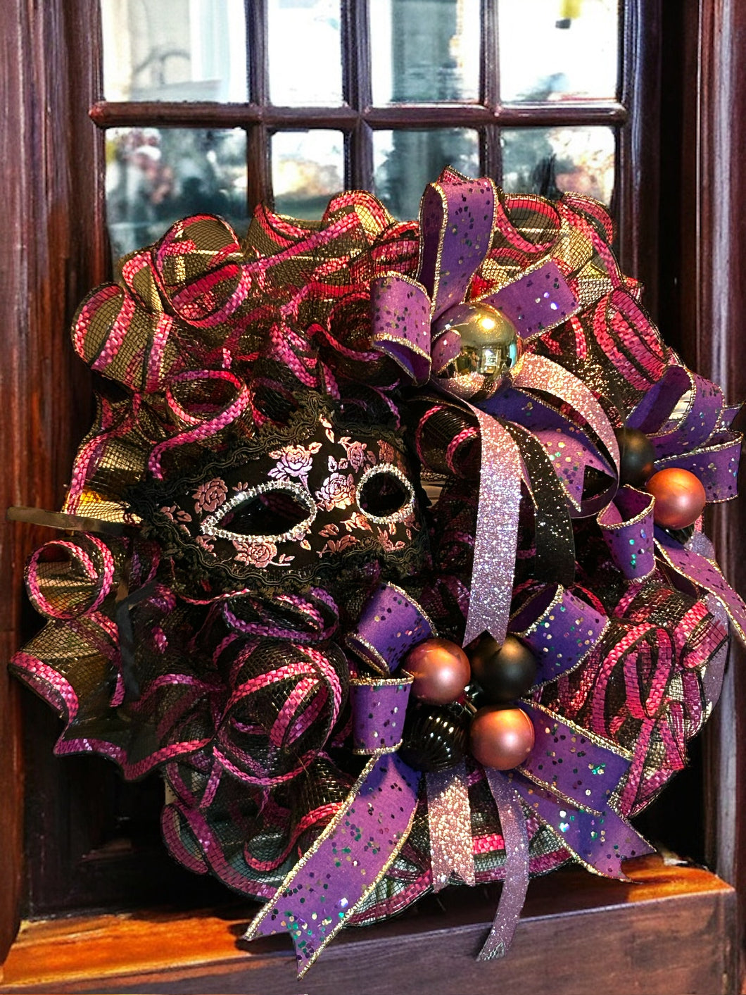 Mardi Gras Wreath, Masque Mardi Gras Decor, Black and Pink Mardi Gras, Fat Tuesday