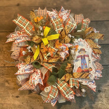 Load image into Gallery viewer, Scarecrow Wreath, Fall Wreath, Autumn, Harvest
