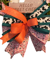 Load image into Gallery viewer, Hello Sweet Cheeks Wreath, Farmhouse Decor, Girl Cow
