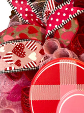Load image into Gallery viewer, Valentine Wreath, Valentine Decor, Sweetheart Gift, Heart Wreath
