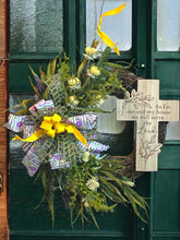 Load image into Gallery viewer, Religious Wreath, Cross Wreath, Easter Wreath, Everyday Wreath
