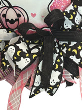 Load image into Gallery viewer, Pink Ghost Halloween, Black and Pink Halloween, Halloween Wreath
