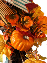 Load image into Gallery viewer, Fall Wreath, Pumpkin Wreath, Thanksgiving Wreath, Autumn Decor, Thanksgiving Decor
