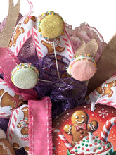 Load image into Gallery viewer, Gingerbread Wreath, Christmas Wreath, Christmas Decor, Gingerbread and Candy
