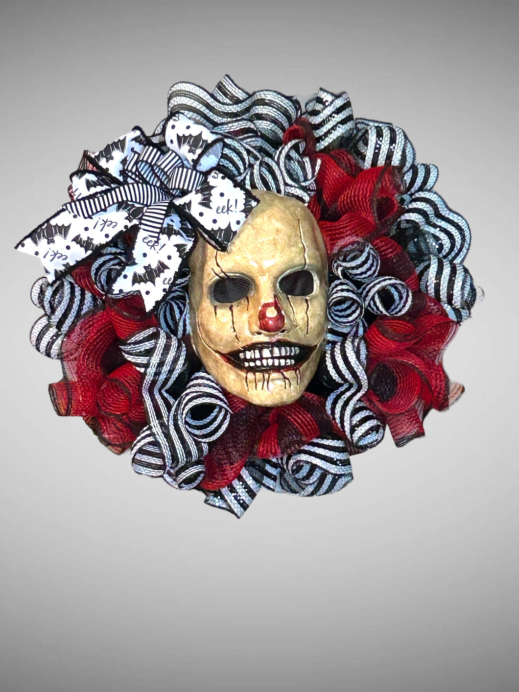 Grin of the Dead Wreath, Halloween Wreath, Scary Wreath, Halloween Decor