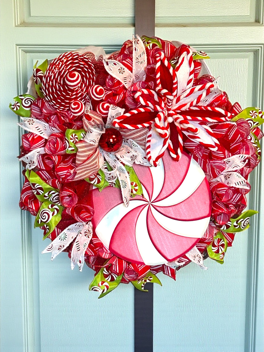 Peppermint Candy Wreath, Christmas Wreath, Candy Christmas, Christmas Decor
