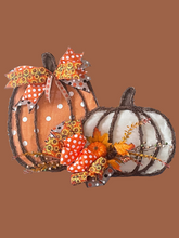 Load image into Gallery viewer, Pumpkins Vine and Fabric Doorhanger/Wreath
