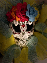 Load image into Gallery viewer, Day of the Dead (Día de los Muerte) Lace Skull Wreath
